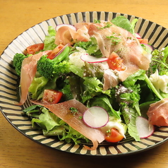 ours ウルスのおすすめ料理1