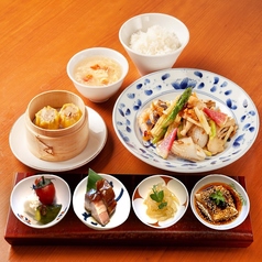 中華バルサワダ 虎ノ門ヒルズステーションタワー店の写真